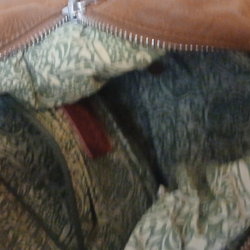 HOBO Tan Brown Leather Crossbody Bag - Picture 8 of 12